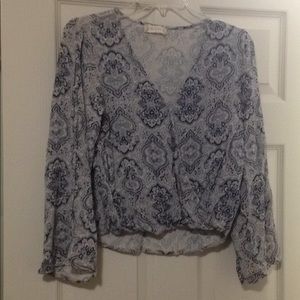 Altar'd State Bell Sleeve Top Size Small